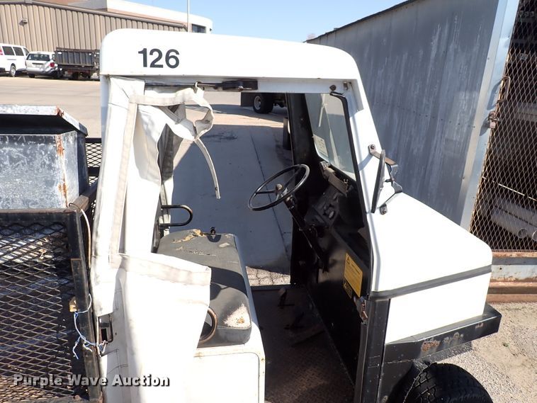 image for item DK4662 1989 Cushman  utility vehicle