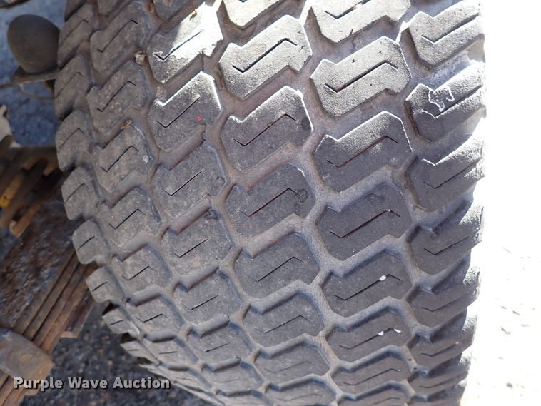 image for item DK4662 1989 Cushman  utility vehicle