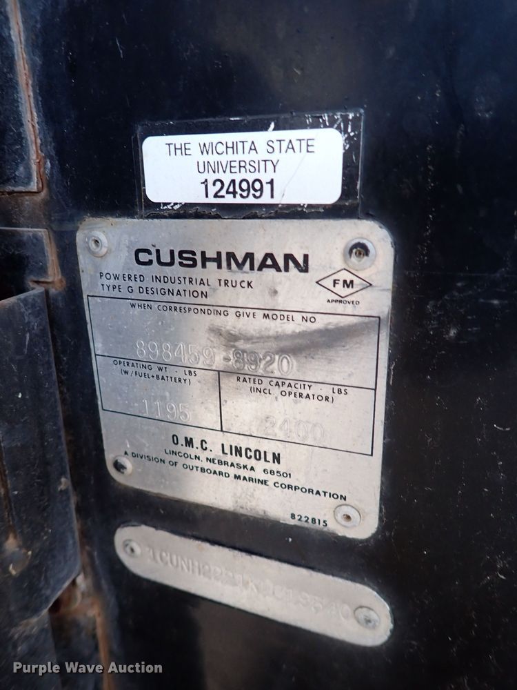 image for item DK4665 1989 Cushman  utility vehicle