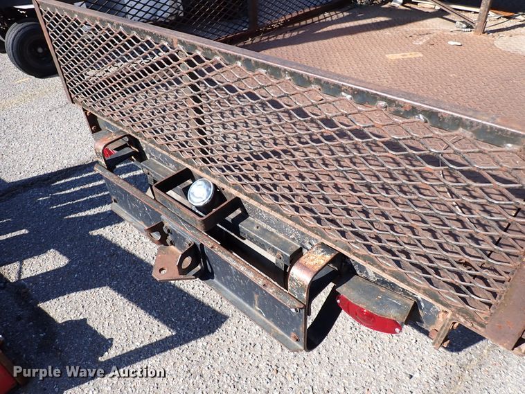 image for item DK4665 1989 Cushman  utility vehicle