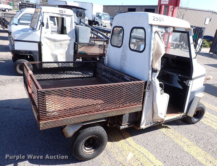 image for item DK4666 1982 Cushman  utility vehicle