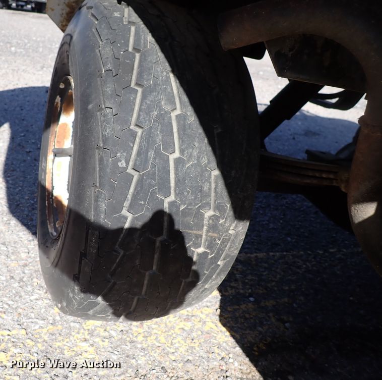 image for item DK4666 1982 Cushman  utility vehicle