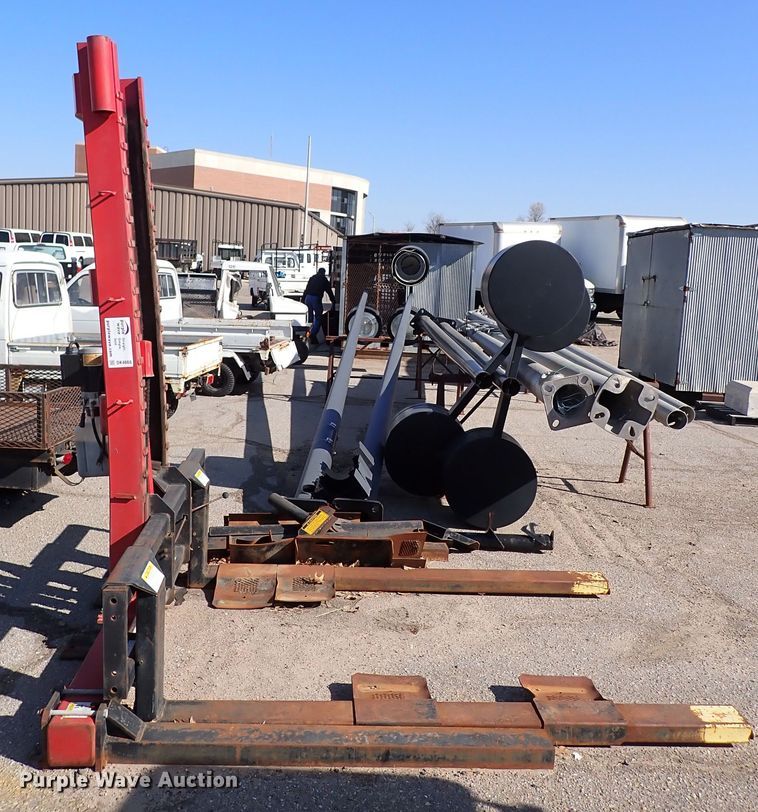 image for item DK4668 Heftee 4000  automotive lift