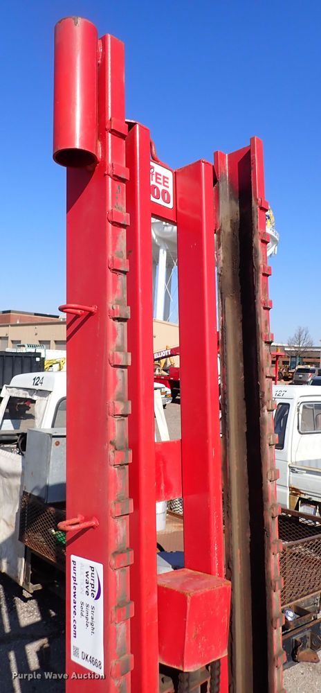 image for item DK4668 Heftee 4000  automotive lift