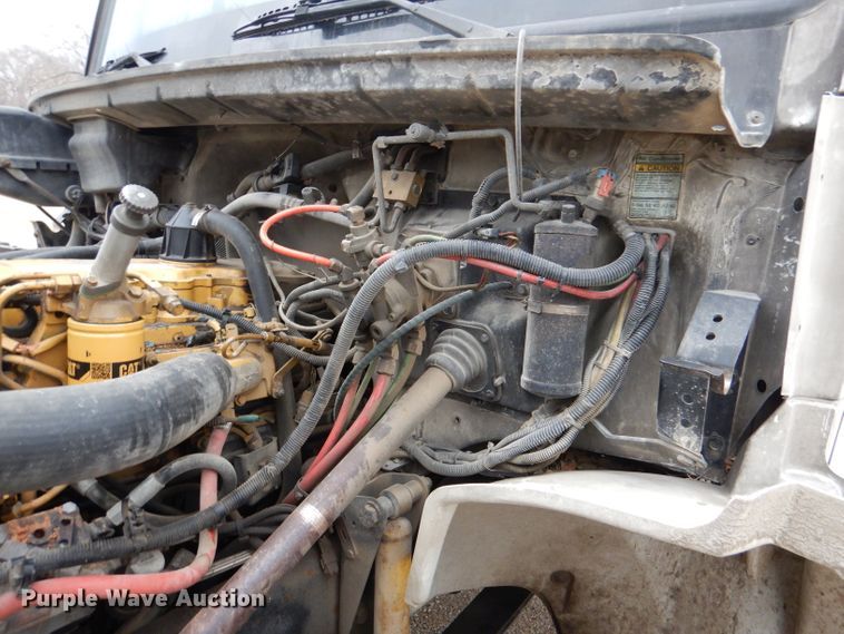 image for item DL4854 2000 Freightliner FL80  refuse truck