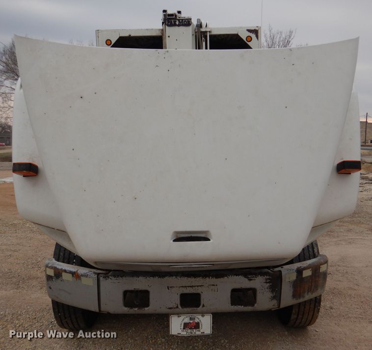 image for item DL4854 2000 Freightliner FL80  refuse truck