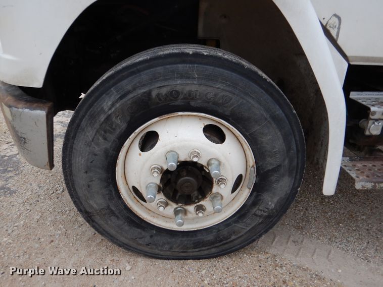 image for item DL4854 2000 Freightliner FL80  refuse truck