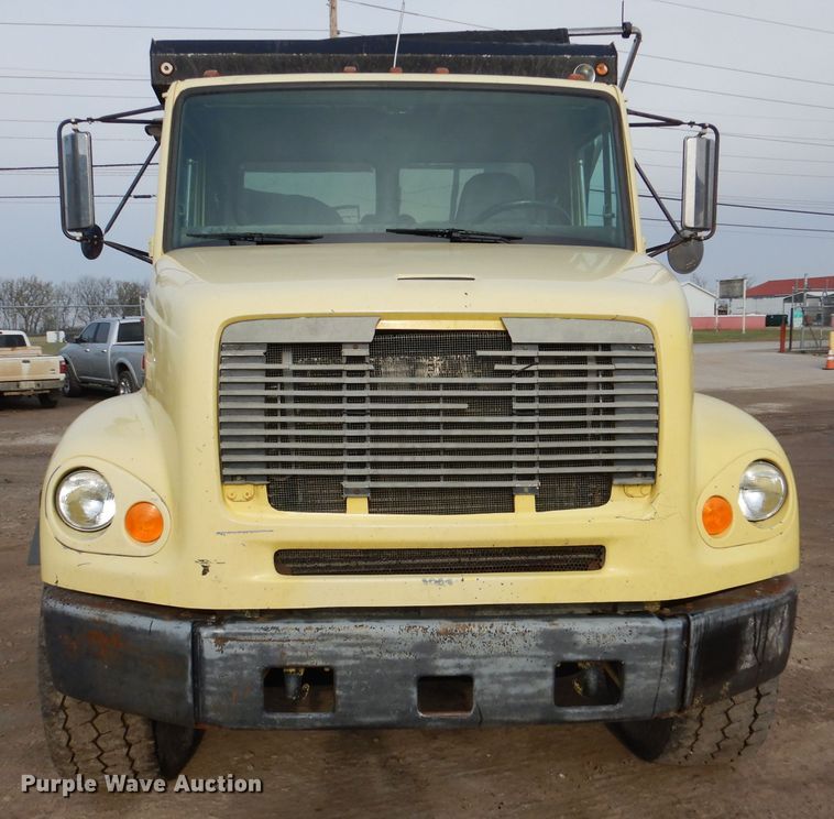 image for item DL4902 1999 Freightliner FL112  dump truck