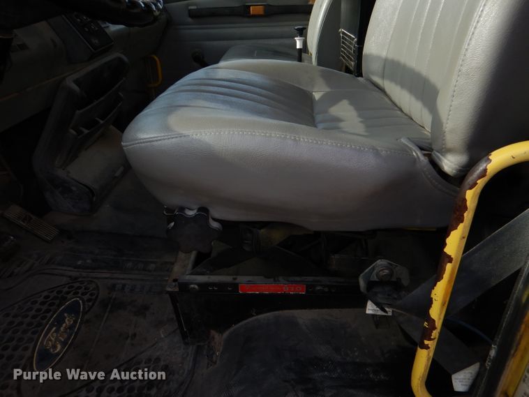 image for item DL4902 1999 Freightliner FL112  dump truck