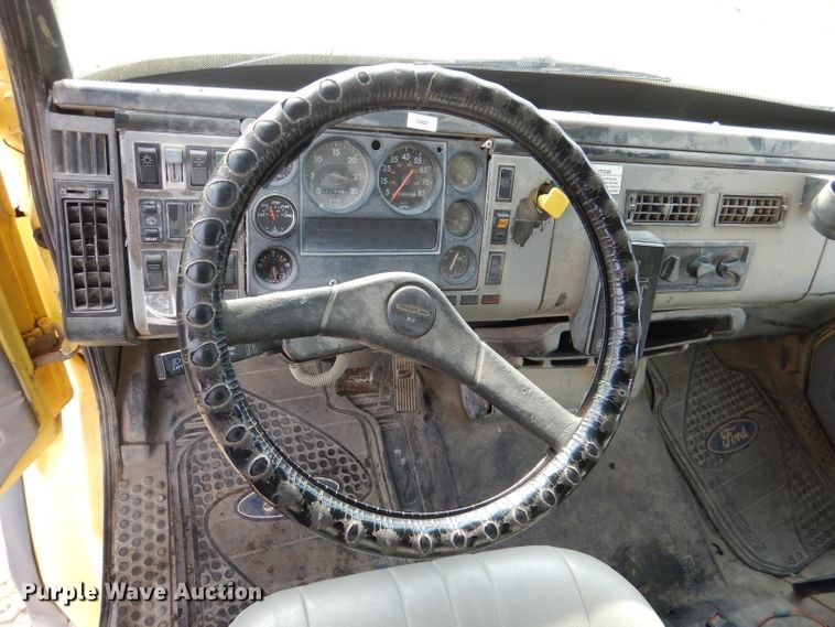 image for item DL4902 1999 Freightliner FL112  dump truck