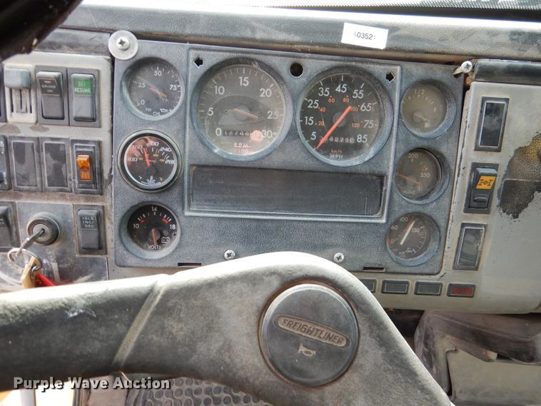 image for item DL4902 1999 Freightliner FL112  dump truck