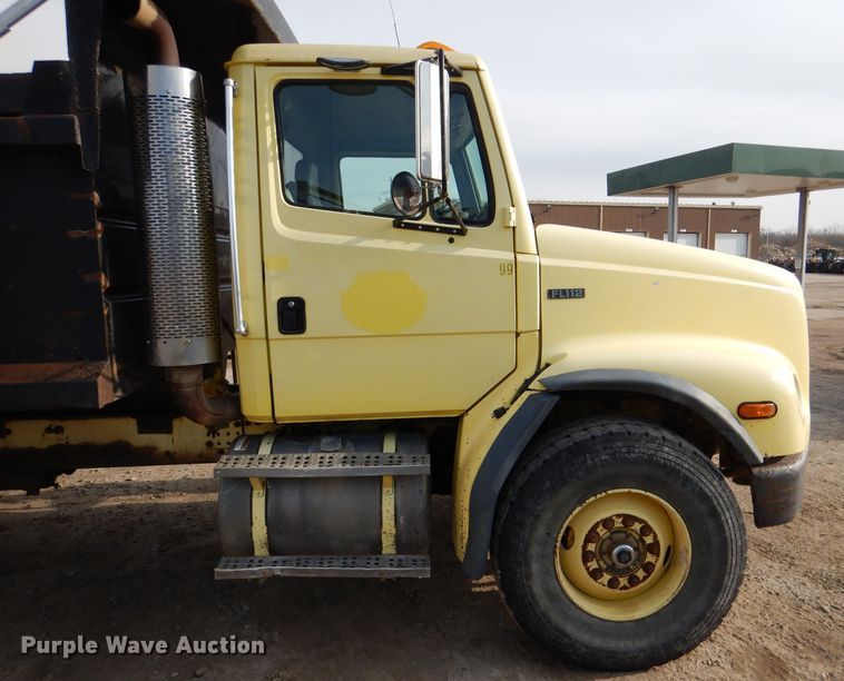 image for item DL4902 1999 Freightliner FL112  dump truck