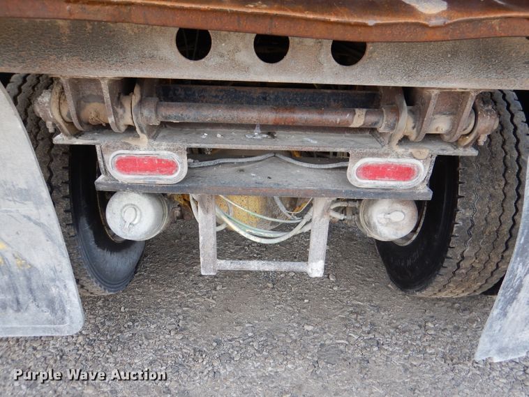 image for item DL4902 1999 Freightliner FL112  dump truck