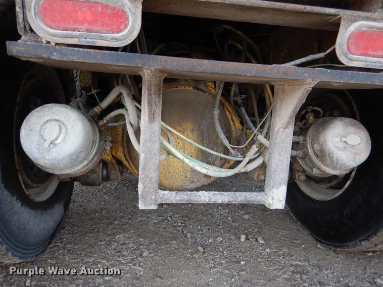 image for item DL4902 1999 Freightliner FL112  dump truck