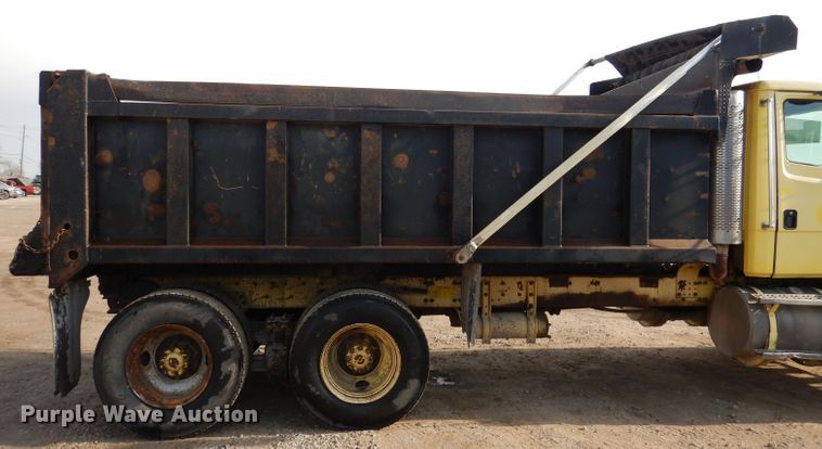 image for item DL4902 1999 Freightliner FL112  dump truck