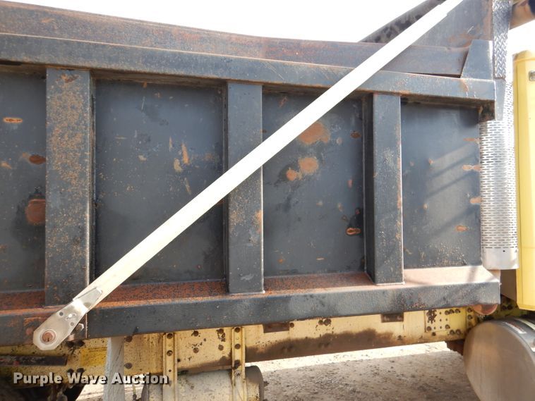 image for item DL4902 1999 Freightliner FL112  dump truck