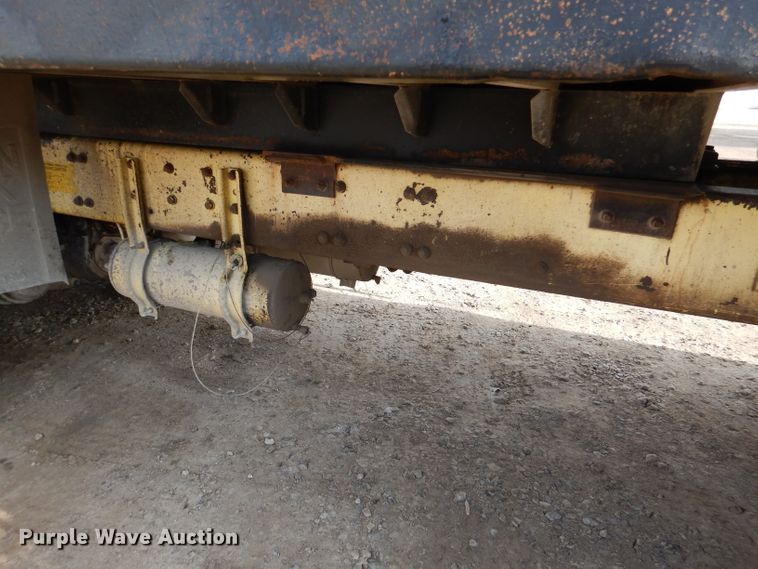 image for item DL4902 1999 Freightliner FL112  dump truck