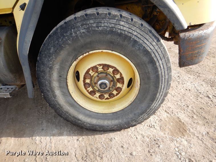 image for item DL4902 1999 Freightliner FL112  dump truck