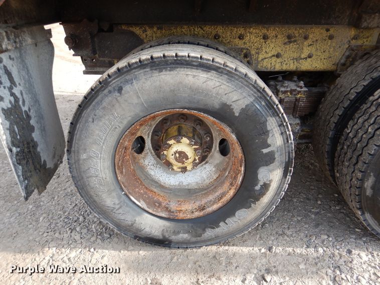 image for item DL4902 1999 Freightliner FL112  dump truck