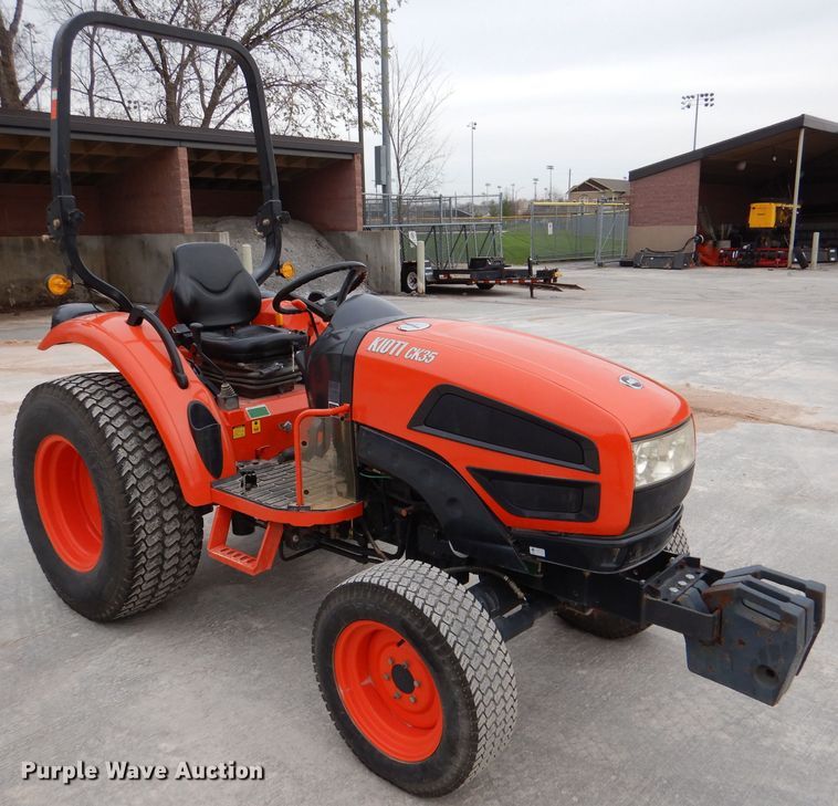 image for item DL4931 Kioti CK35  tractor