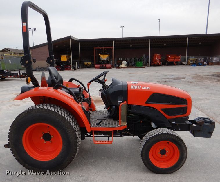 image for item DL4931 Kioti CK35  tractor