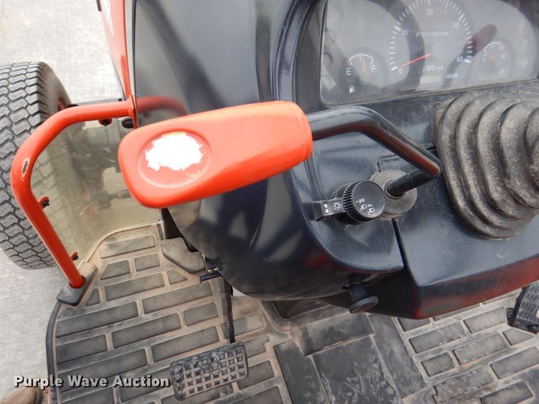 image for item DL4931 Kioti CK35  tractor