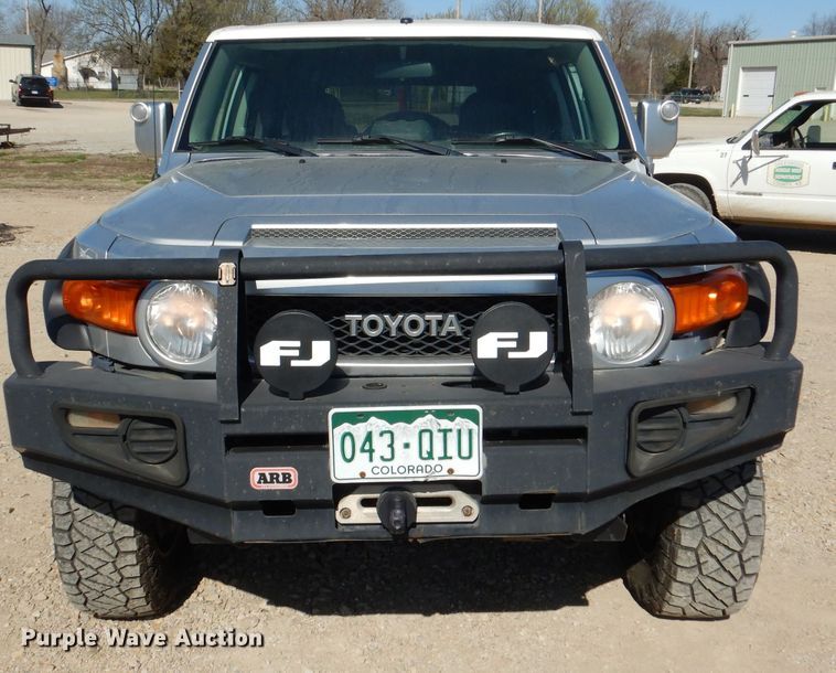 image for item DL4945 2007 Toyota FJ Cruiser  SUV