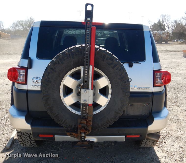 image for item DL4945 2007 Toyota FJ Cruiser  SUV
