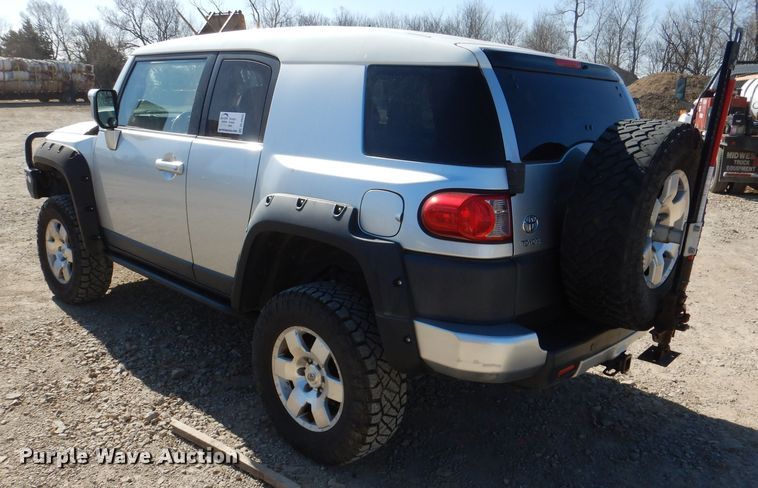 image for item DL4945 2007 Toyota FJ Cruiser  SUV