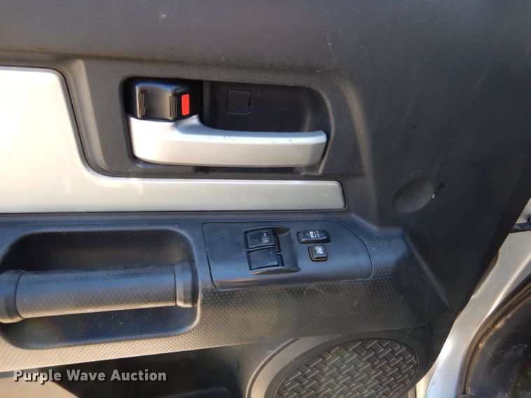 image for item DL4945 2007 Toyota FJ Cruiser  SUV