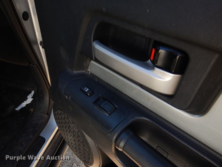 image for item DL4945 2007 Toyota FJ Cruiser  SUV