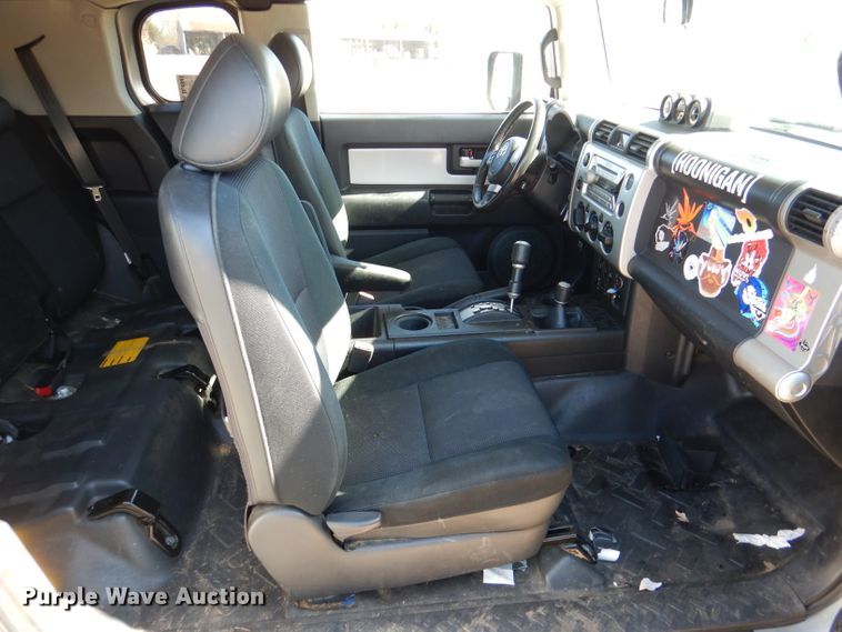 image for item DL4945 2007 Toyota FJ Cruiser  SUV