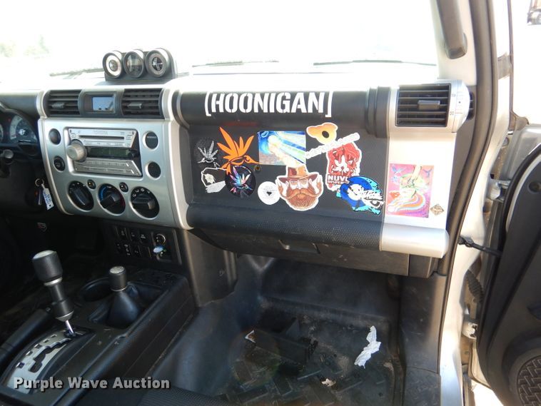 image for item DL4945 2007 Toyota FJ Cruiser  SUV