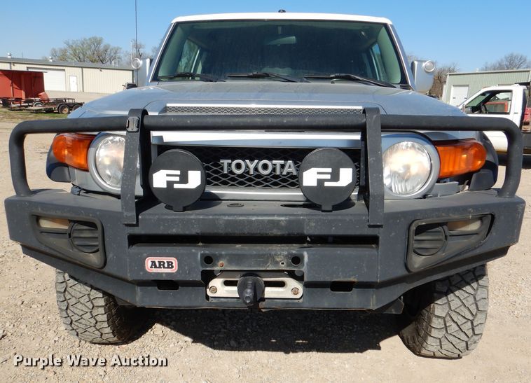 image for item DL4945 2007 Toyota FJ Cruiser  SUV