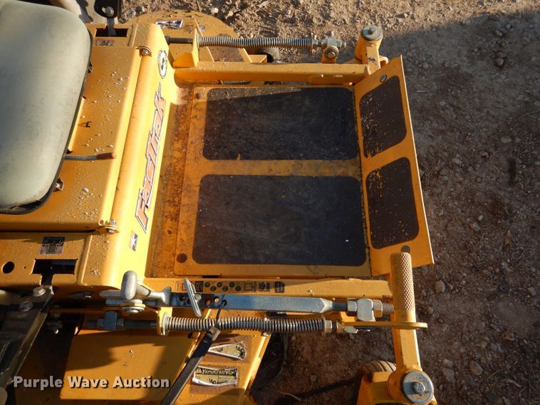 image for item DL4976 Hustler FasTrak  ZTR lawn mower