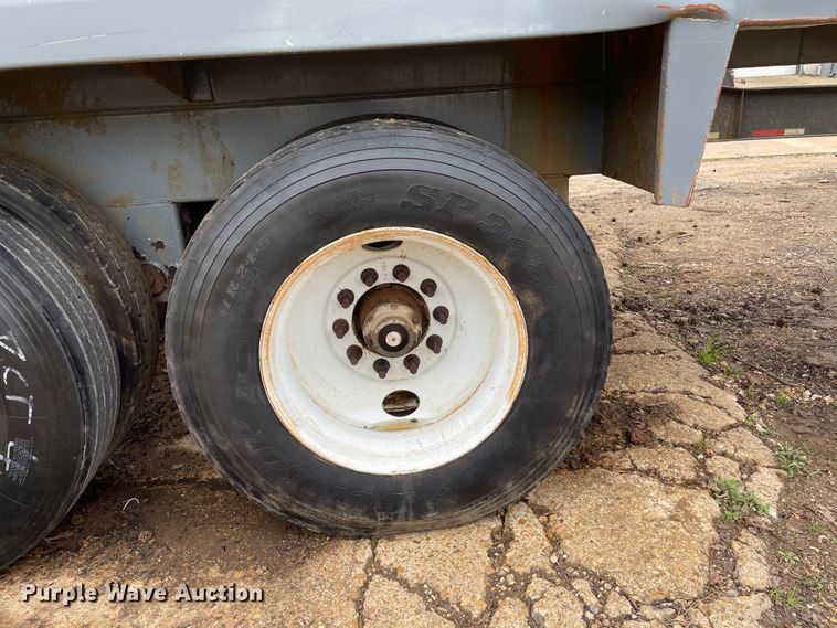 image for item DM2869 2011 Dragon 130BBL vacuum trailer