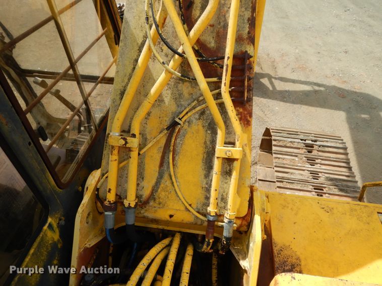 image for item DM2870 1993 Kobelco SK200LC  excavator