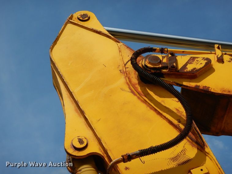 image for item DM2870 1993 Kobelco SK200LC  excavator