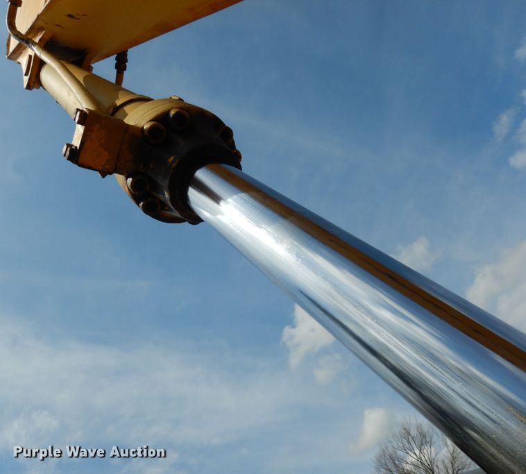 image for item DM2870 1993 Kobelco SK200LC  excavator