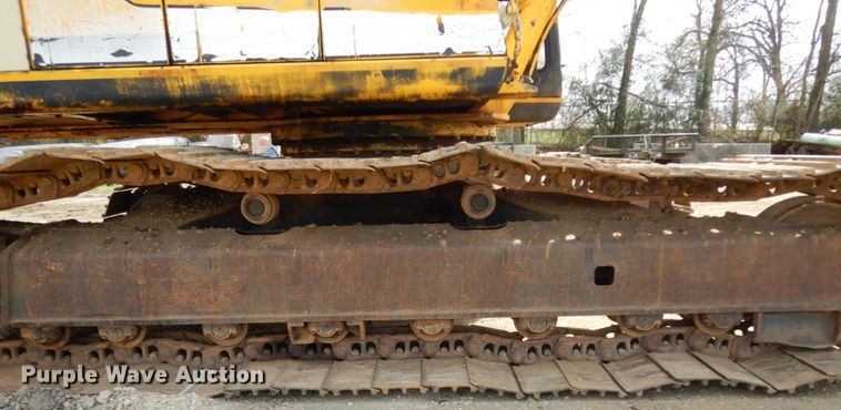 image for item DM2870 1993 Kobelco SK200LC  excavator