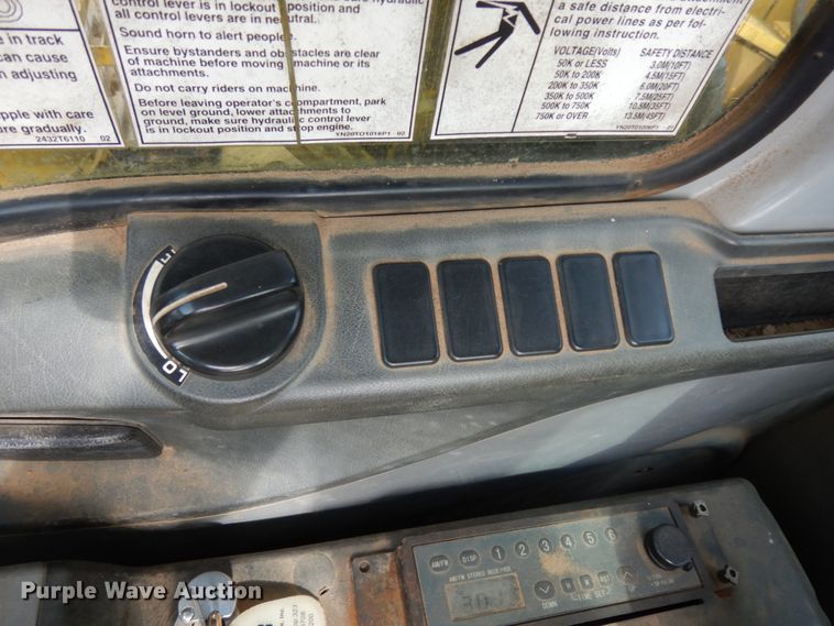 image for item DM2871 2006 Kobelco SK210LC  excavator