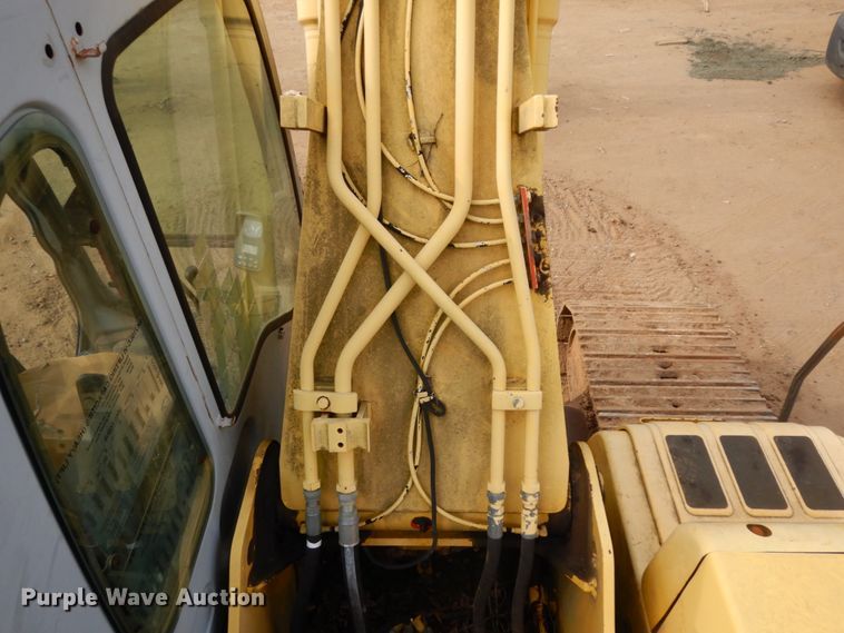 image for item DM2871 2006 Kobelco SK210LC  excavator