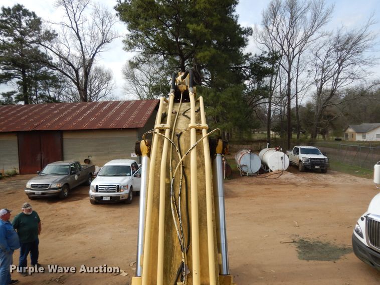 image for item DM2871 2006 Kobelco SK210LC  excavator