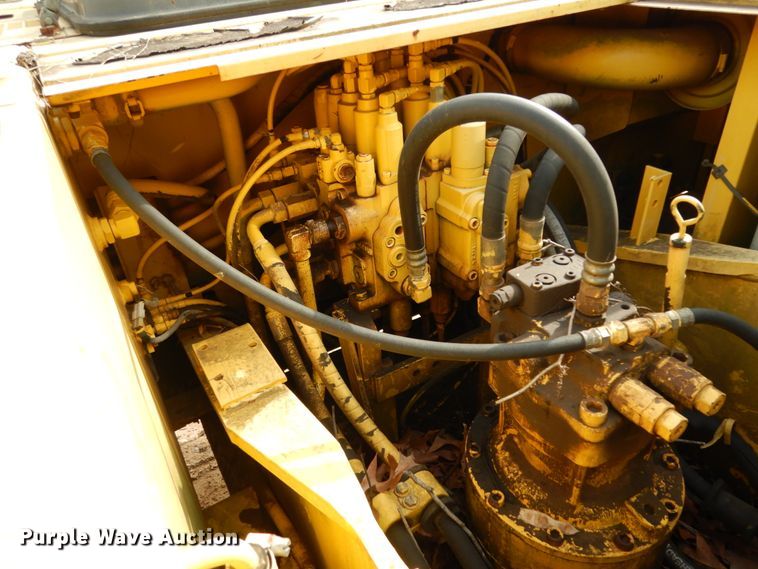 image for item DM2871 2006 Kobelco SK210LC  excavator