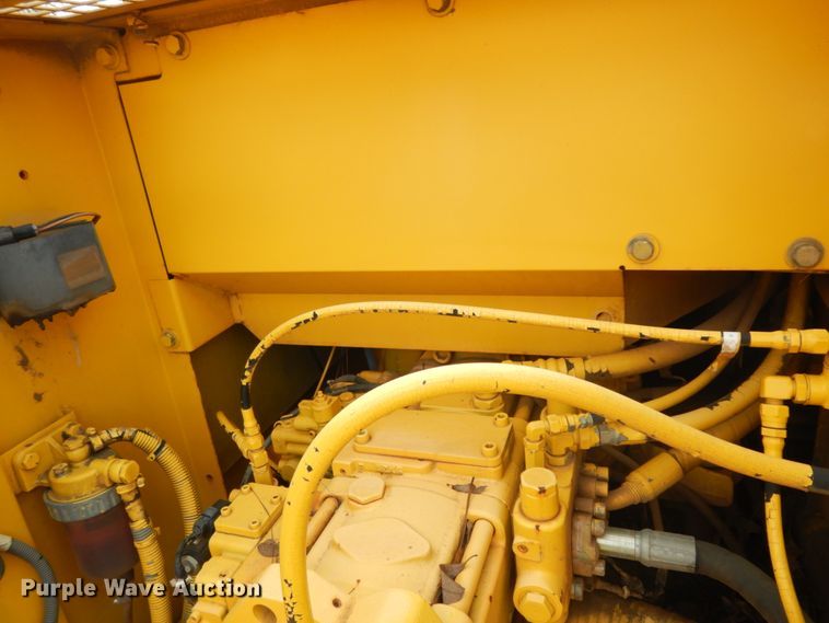 image for item DM2871 2006 Kobelco SK210LC  excavator