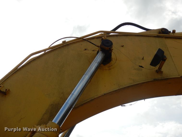 image for item DM2871 2006 Kobelco SK210LC  excavator