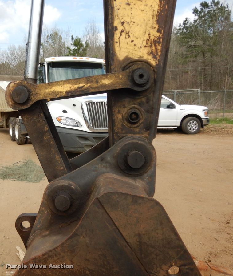 image for item DM2871 2006 Kobelco SK210LC  excavator