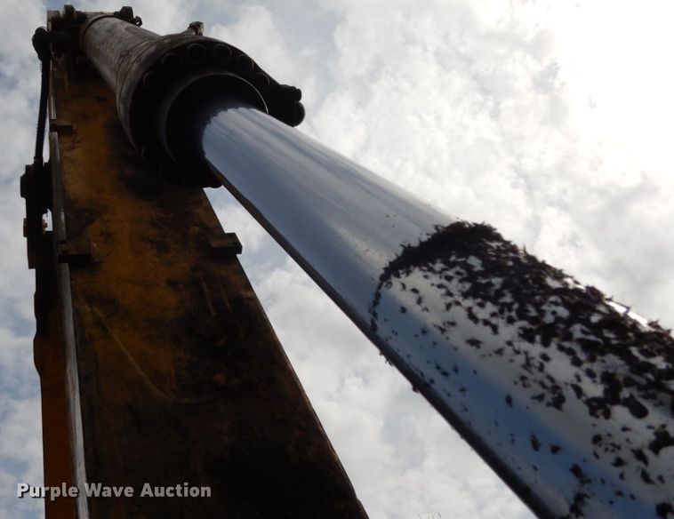 image for item DM2871 2006 Kobelco SK210LC  excavator