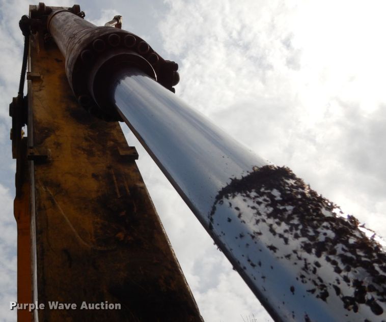 image for item DM2871 2006 Kobelco SK210LC  excavator