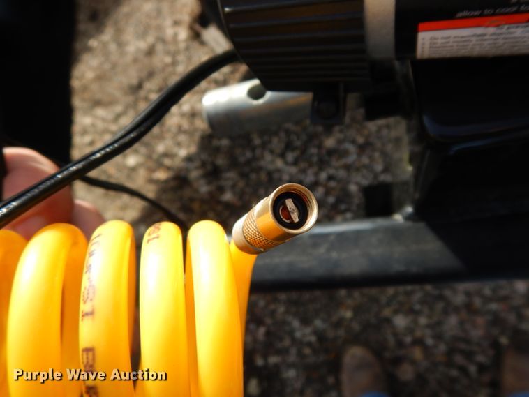 image for item DM2872 2014 Asphalt Zipper AZ600/B260  cold planer